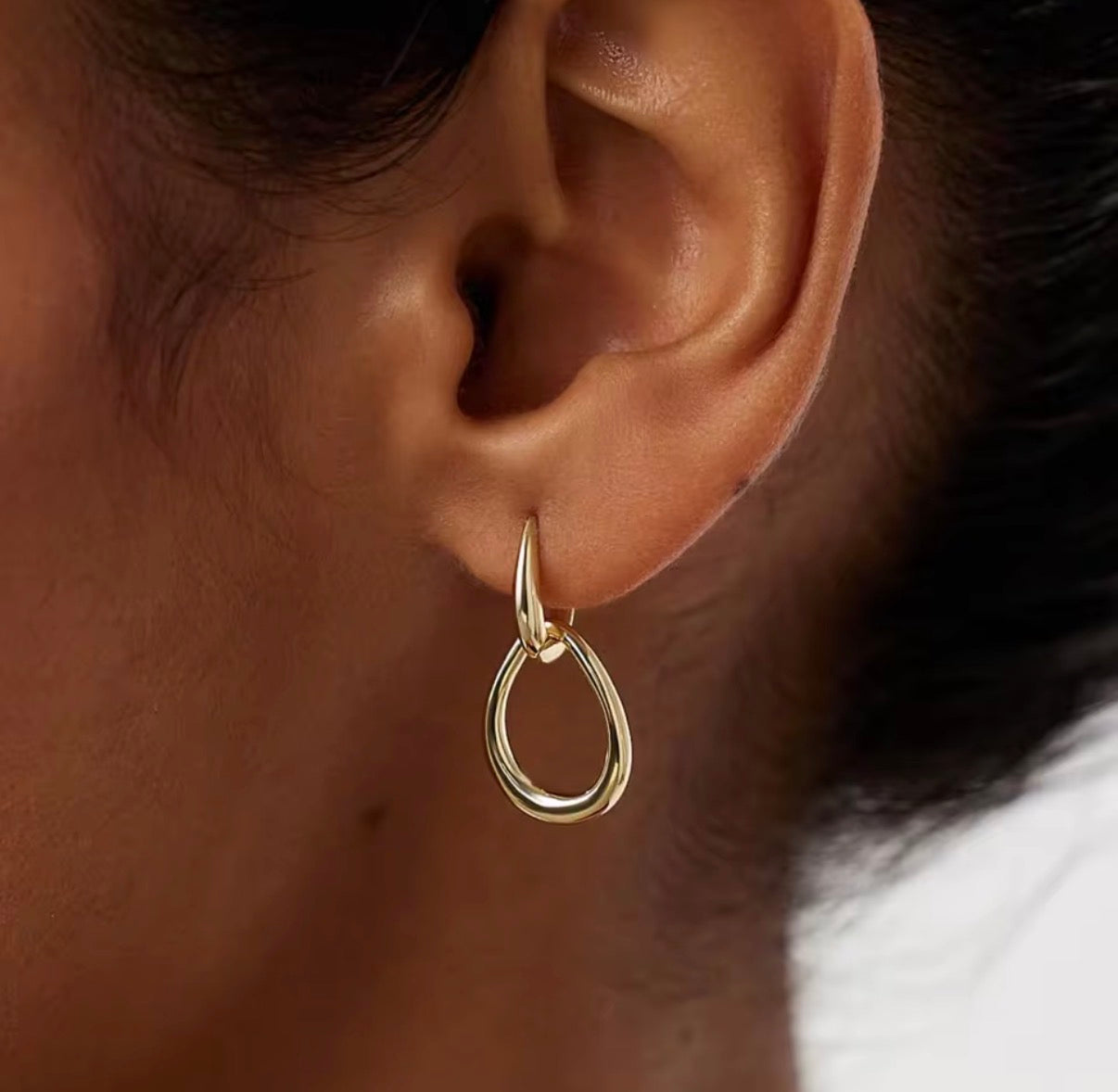 Victoria Drop Earrings | Gold & Silver