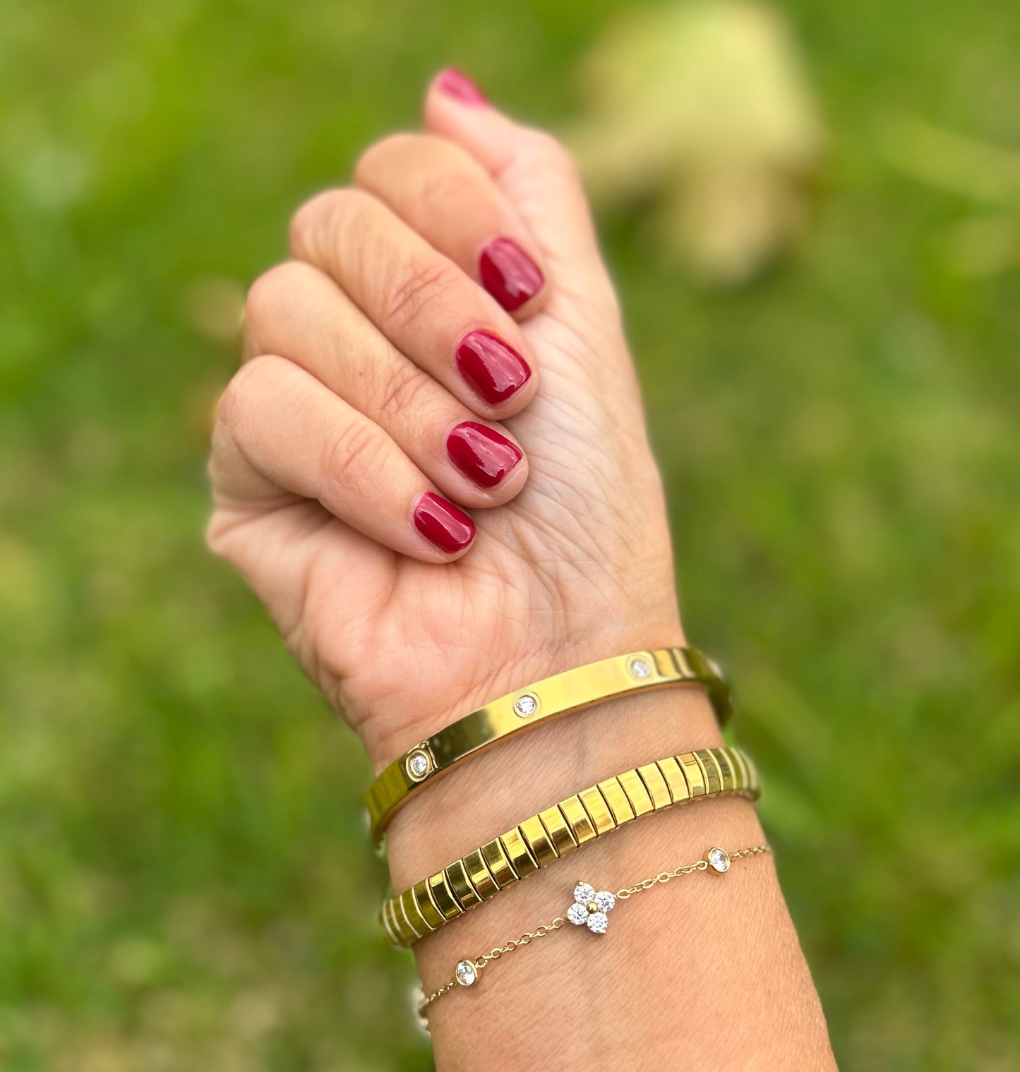 Amore Bangle Bracelet | Gold