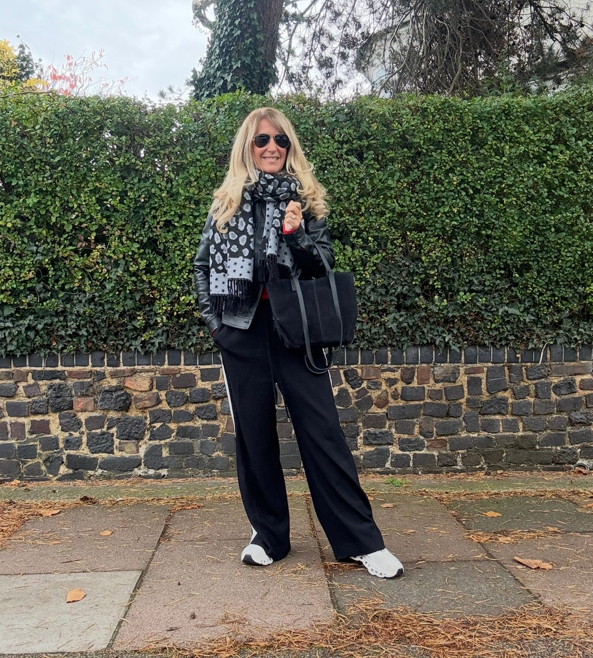 Genova Suede Tote Bag | Black