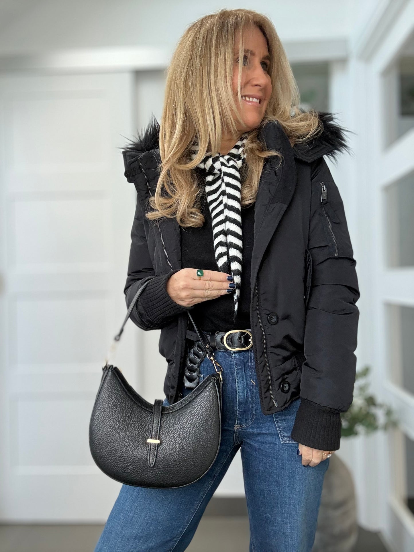 Striped Triangle Neck Scarf | Black