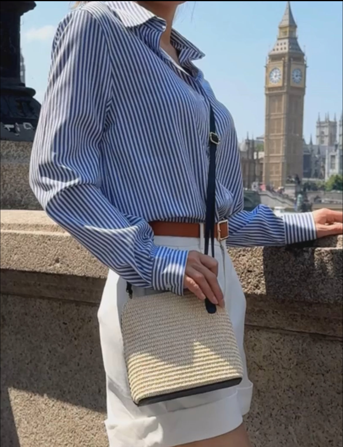 Woven Raffia & Leather Zip Round Bag | Black