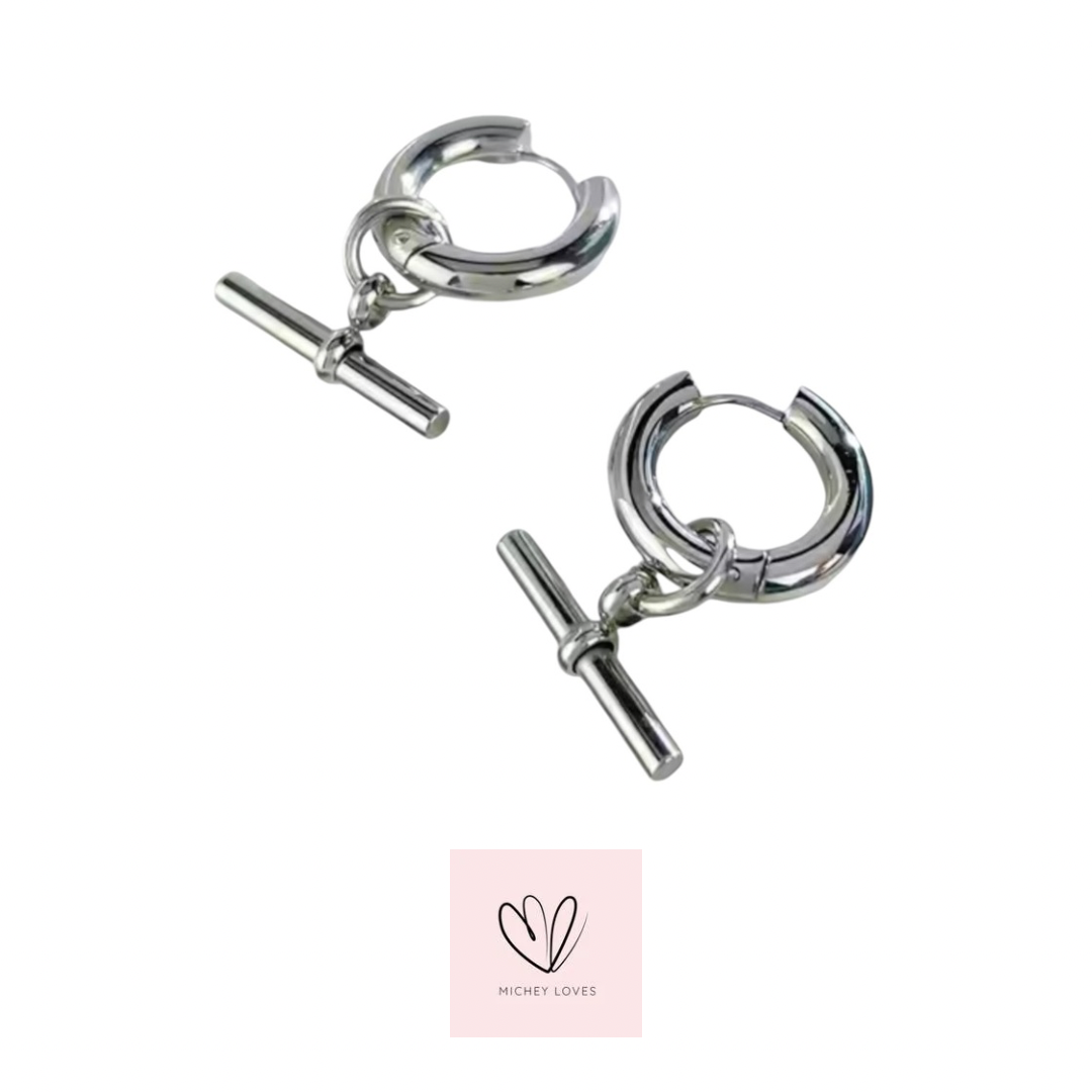 T Bar Huggie Hoop Earrings | Gold