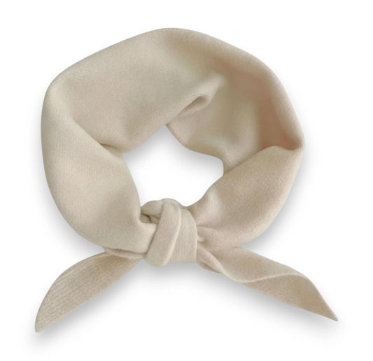 Triangular Wool Blend Neck Scarf | Cream