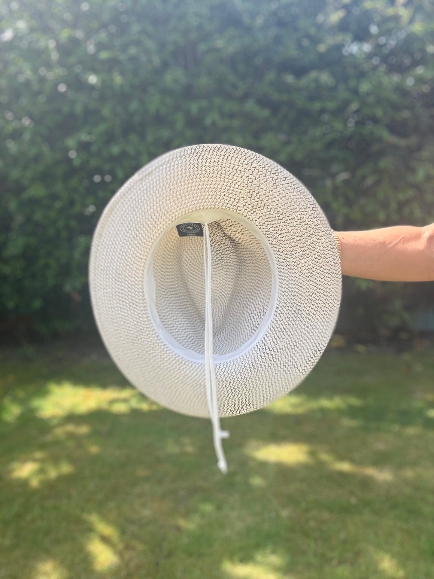 Solero Sun Hat (UPF50+ & Packable) | Denim Blue & Ivory