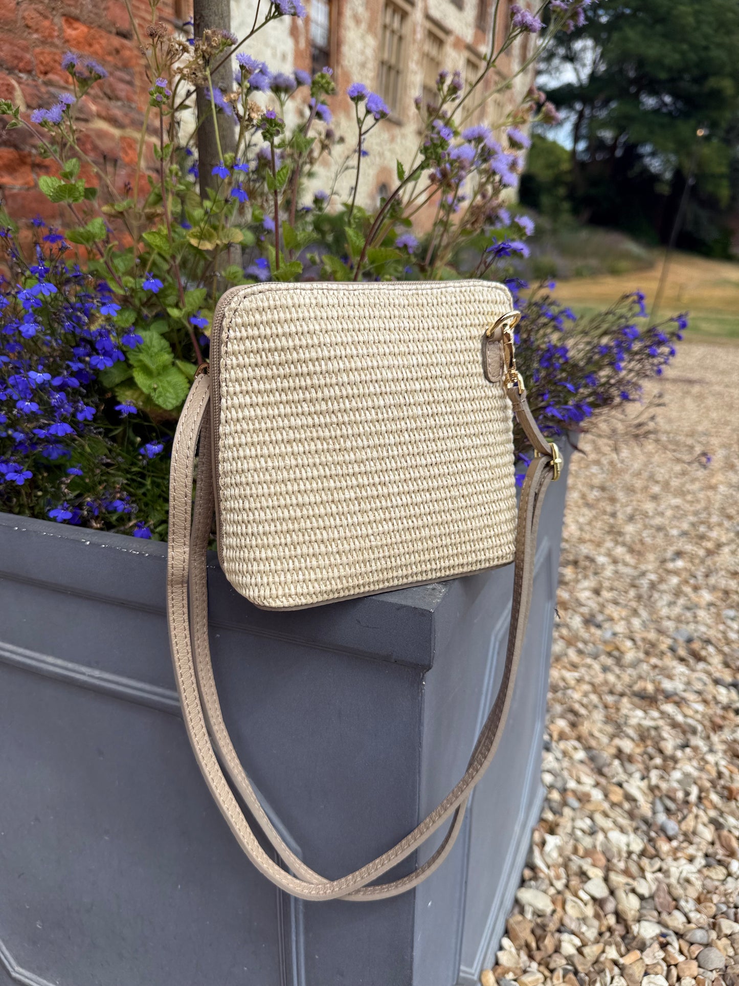 Woven Raffia & Leather Zip Round Bag | Cream & Taupe