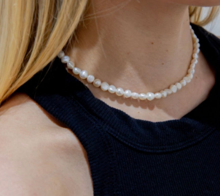 Iris Freshwater Pearl Necklace