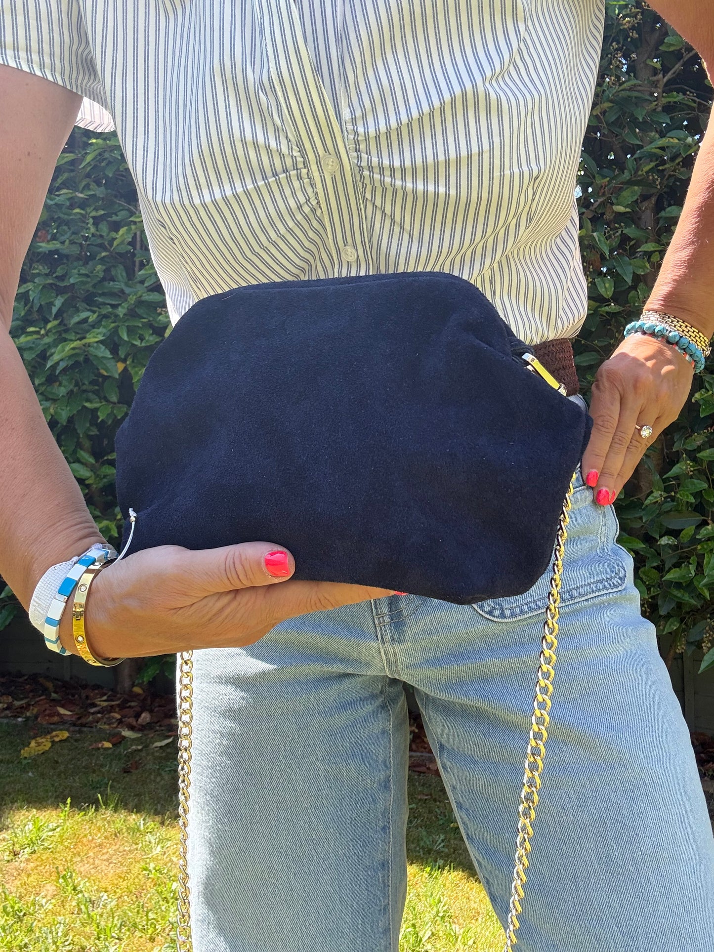 The Suede Shell Chain Bag | Navy