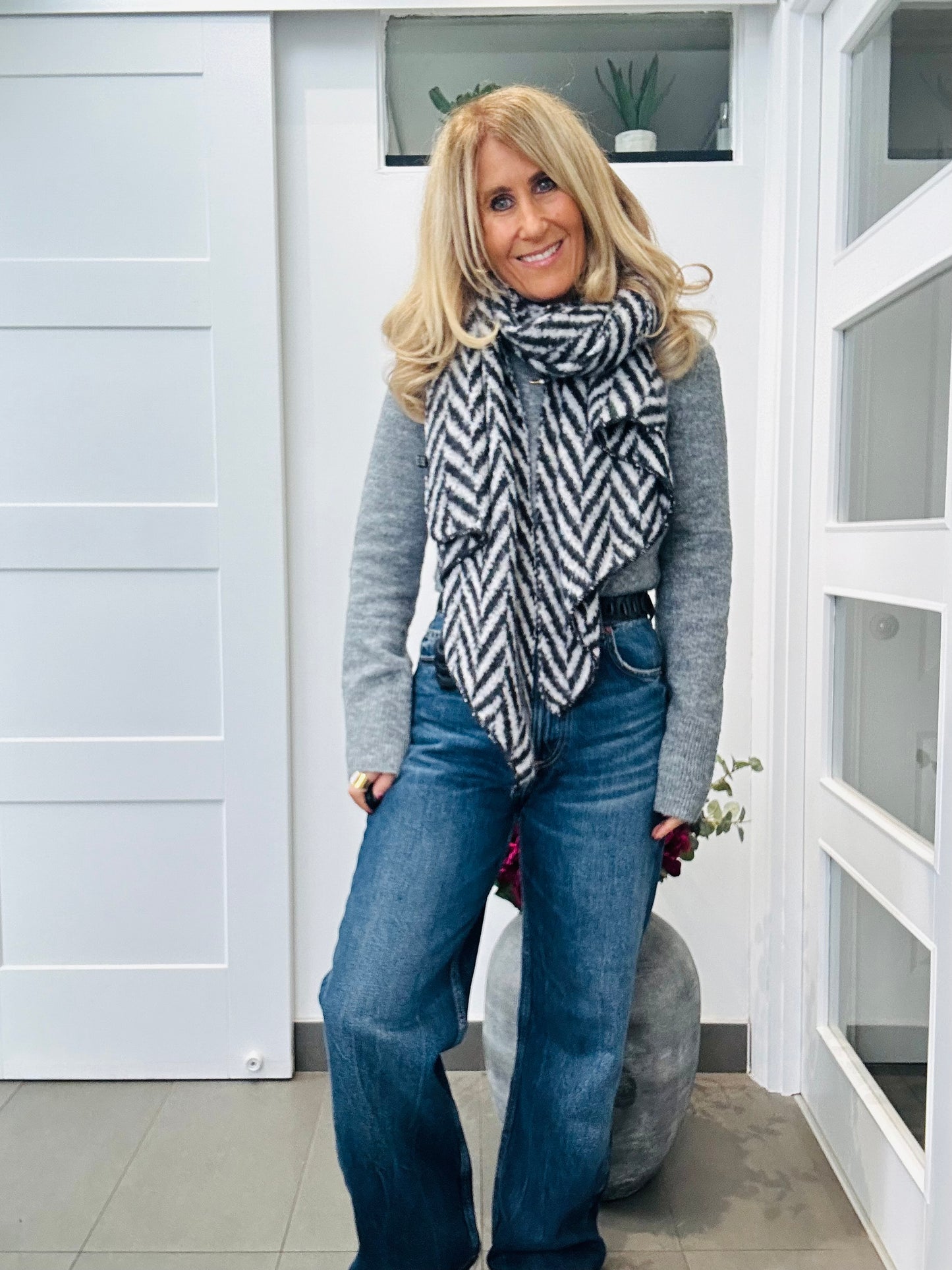 Chevron Print Asymmetric Blanket Scarf | Black