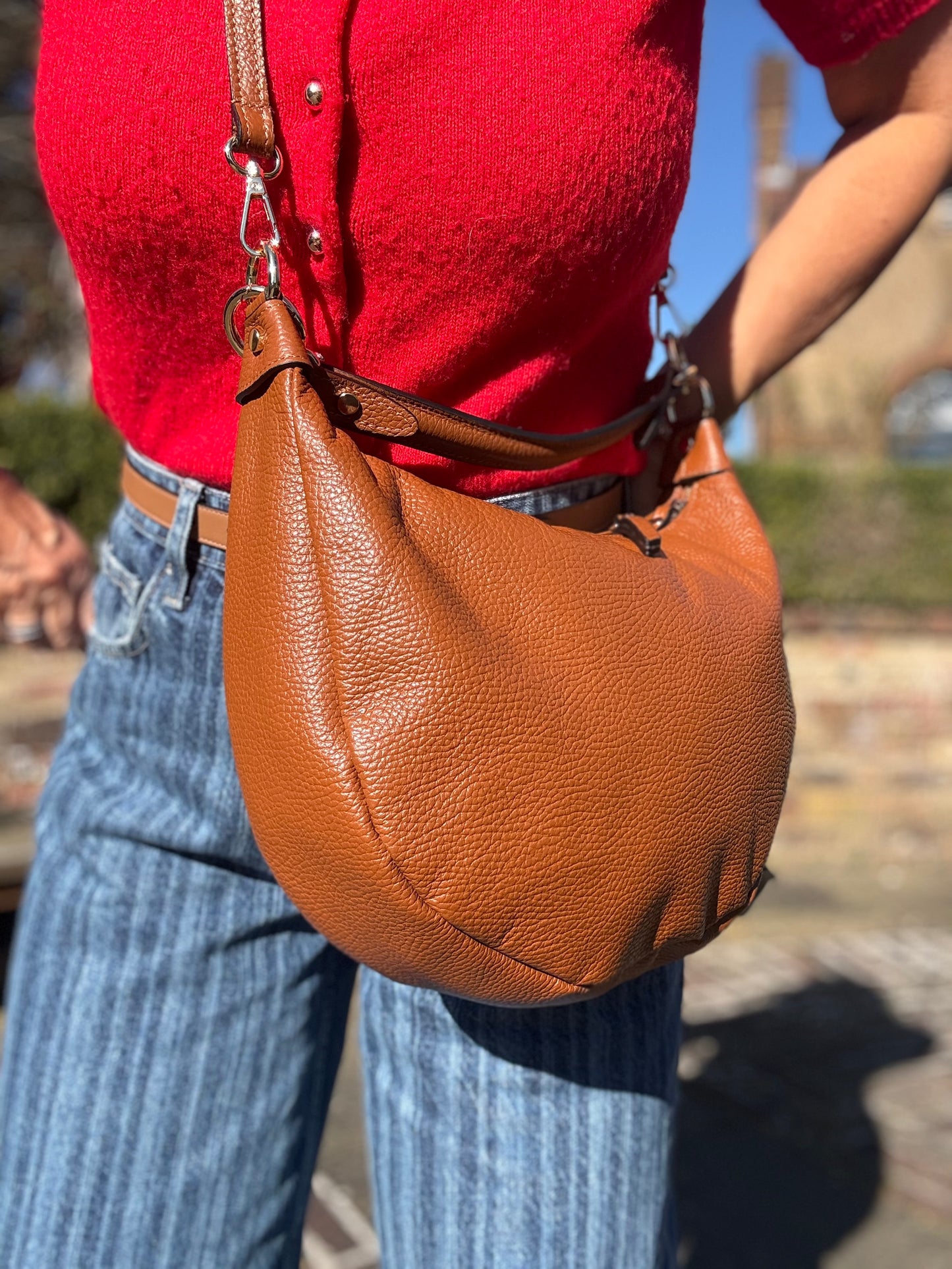 Valencia Crescent Hobo Bag | Tan