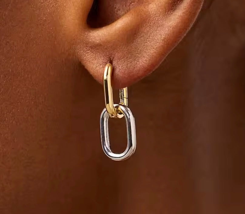 Paperclip Link Hoop Earrings | Gold