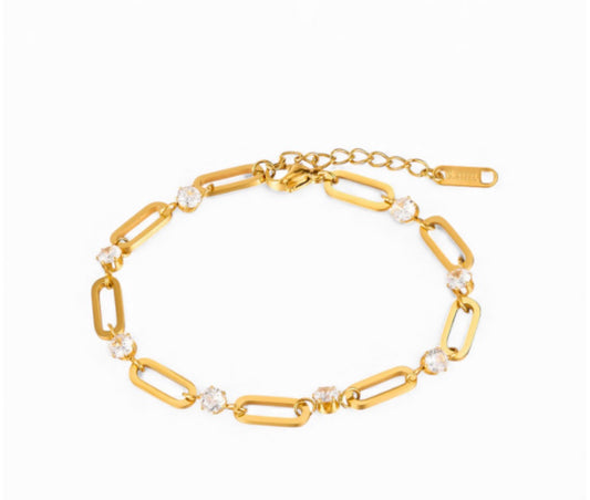 Wilma Sparkling Oval Link Chain Bracelet