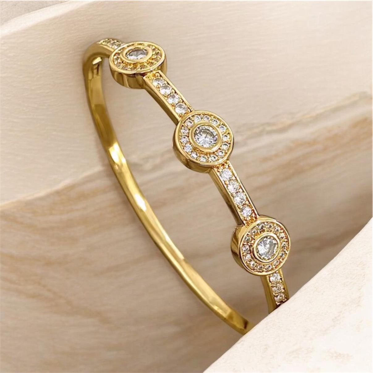 The Aurelia Geometric Bangle