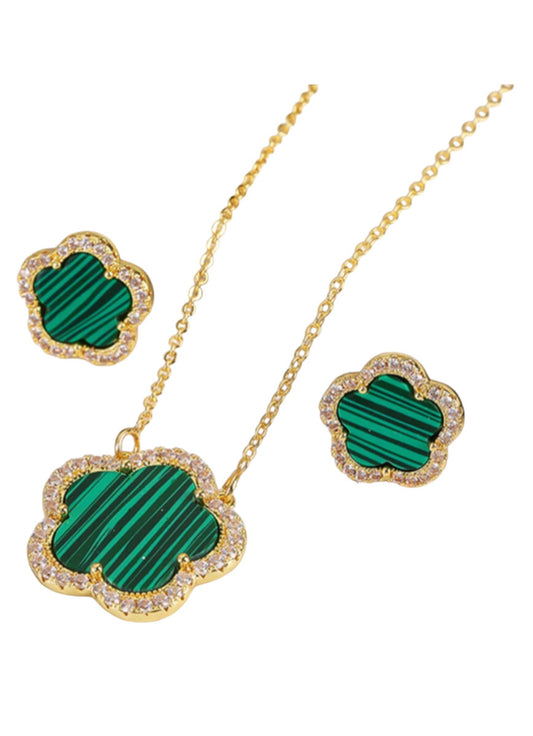 Clover Necklace | Green & Gold
