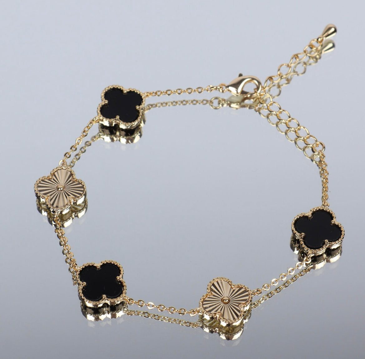 Clover Bracelet | Mother of Pearl Black & Gold