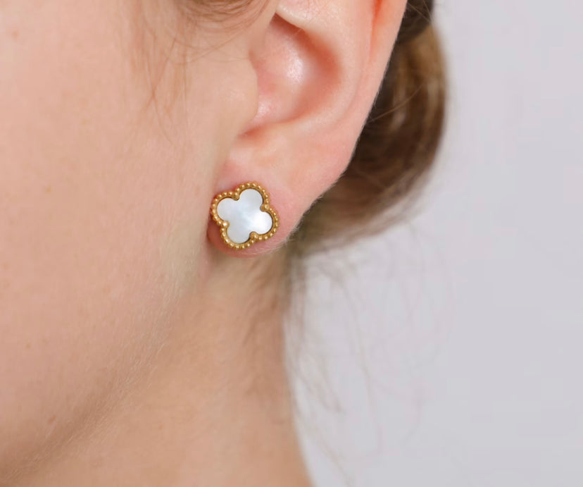 Clover Earrings | Mother of Pearl Pink